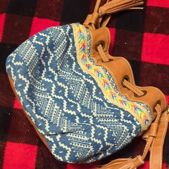 Claire's tassel dre string bucket bag crossbody purse Boho - Picture 7 of 11